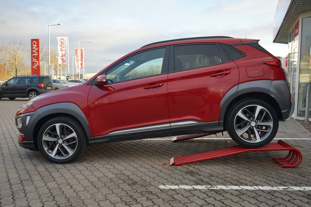 Hyundai Kona 1.6 T-GDI DCT 4WD Navi...  Image 3