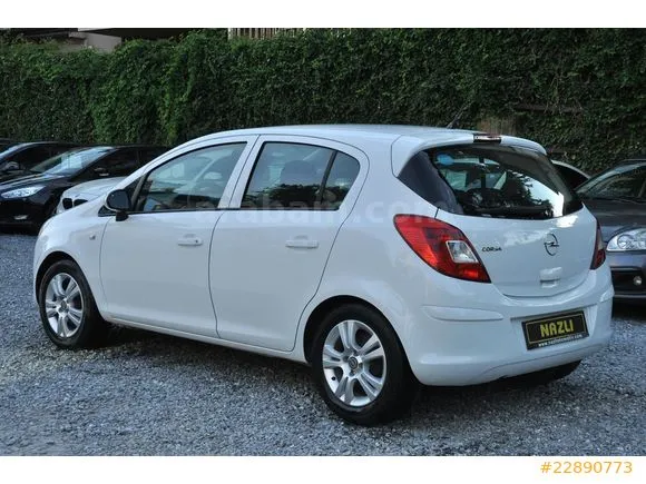 Opel Corsa 1.4 Twinport Essentia Image 2